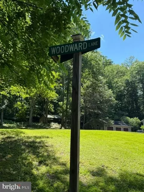 916 Woodward Ln, Crownsville, MD 21032