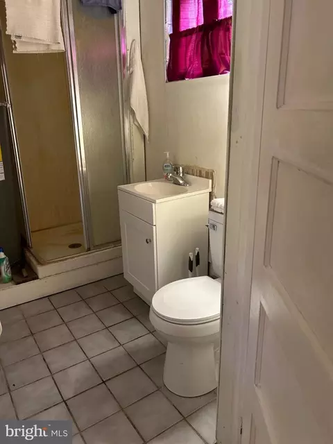 212 Lakeview Ave, Edgewater, MD 21037 photo 4