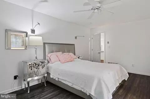 Bedroom - 924 Shipmaster Ct, Annapolis, MD 21401 photo 1 of 6
