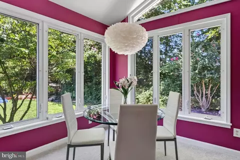 Dining - 924 Shipmaster Ct, Annapolis, MD 21401 photo 6 of 8
