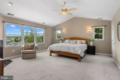 Bedroom - 8044 Forest Glen Dr, Pasadena, MD 21122 photo 1 of 6