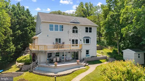 Exterior - 8044 Forest Glen Dr, Pasadena, MD 21122 photo 3 of 6