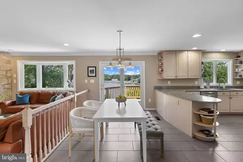 Dining - 8044 Forest Glen Dr, Pasadena, MD 21122 photo 1 of 1