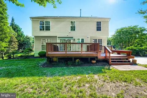 Exterior - 8012 Middlebury Dr, Pasadena, MD 21122 photo 2 of 5