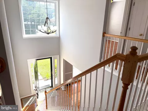 Entry Way - 8012 Middlebury Dr, Pasadena, MD 21122 photo 3 of 3