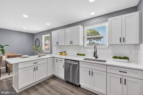 406 Silver Run Rd, Edgewater, MD 21037