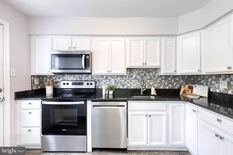 Kitchen - 8659 Scorton Harbour, Pasadena, MD 21122 photo 3 of 5