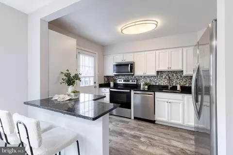 Kitchen - 8659 Scorton Harbour, Pasadena, MD 21122 photo 1 of 5