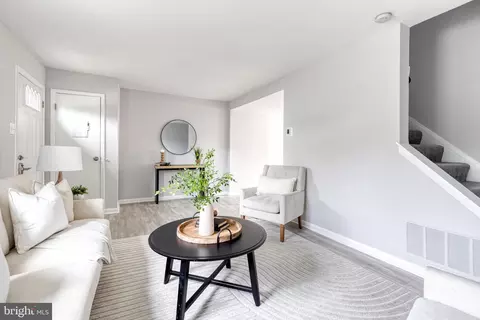 Living - 8659 Scorton Harbour, Pasadena, MD 21122 photo 6 of 6