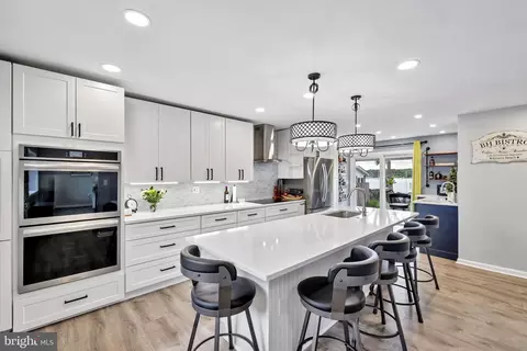 Kitchen - 222 Bar Harbor Rd, Pasadena, MD 21122 photo 1 of 6