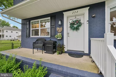 Exterior - 222 Bar Harbor Rd, Pasadena, MD 21122 photo 2 of 10