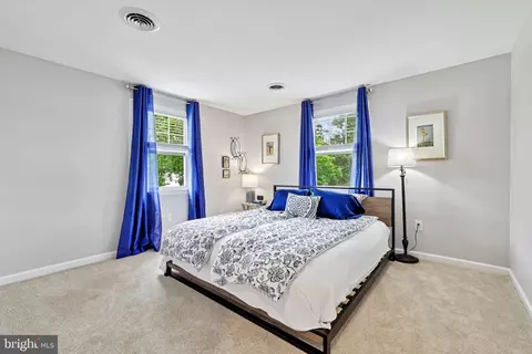 Bedroom - 222 Bar Harbor Rd, Pasadena, MD 21122 photo 4 of 9