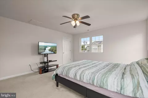 Bedroom - 305 Bishop Ave, Baltimore, MD 21225 photo 3 of 6
