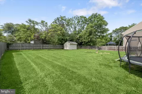 Exterior - 305 Bishop Ave, Baltimore, MD 21225 photo 3 of 3