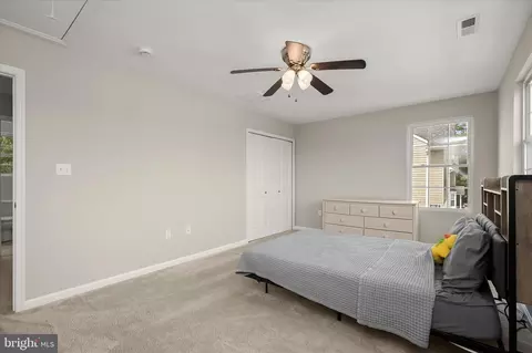 Bedroom - 305 Bishop Ave, Baltimore, MD 21225 photo 5 of 6