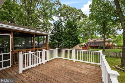 Exterior - 141 Delaware Ave, Pasadena, MD 21122 photo 4 of 10