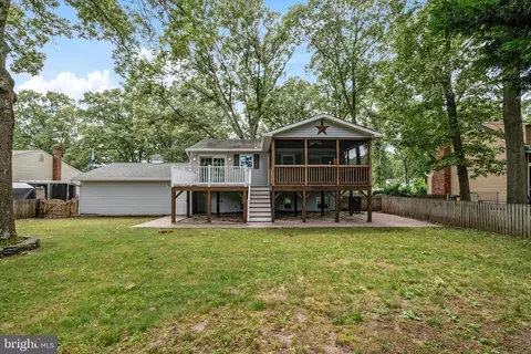 Exterior - 141 Delaware Ave, Pasadena, MD 21122 photo 3 of 10