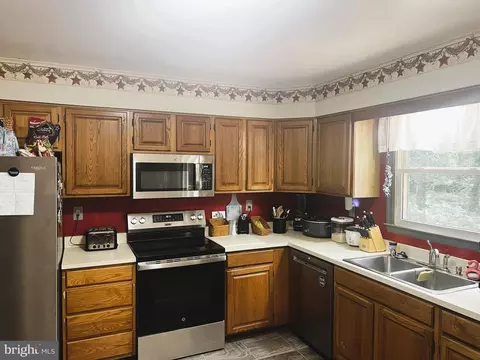 Kitchen - 1183 Cedar Ave, Shady Side, MD 20764 photo 2 of 2