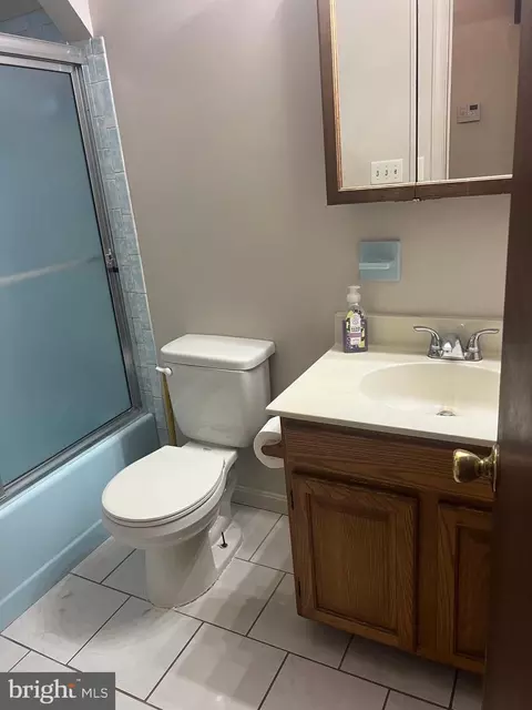 Bath - 1183 Cedar Ave, Shady Side, MD 20764 photo 1 of 2