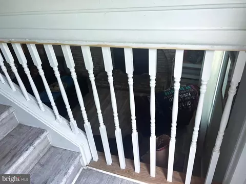 Entry Way - 1183 Cedar Ave, Shady Side, MD 20764 photo 6 of 9