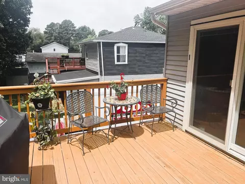 Exterior - 1183 Cedar Ave, Shady Side, MD 20764 photo 8 of 14