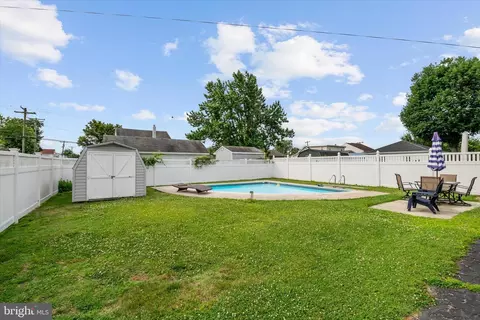 Exterior - 169 Roland Rd, Pasadena, MD 21122 photo 3 of 4