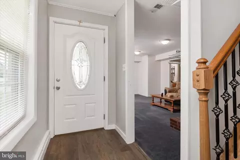 Entry Way - 169 Roland Rd, Pasadena, MD 21122 photo 1 of 3