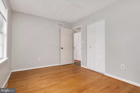 Bedroom - 169 Roland Rd, Pasadena, MD 21122 photo 5 of 6