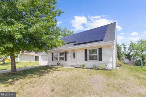 Exterior - 1920 Foxhound Ct, Severn, MD 21144 photo 9 of 10
