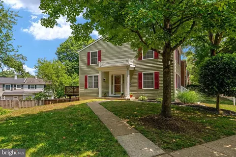 1668 Wilkshire Dr, Crofton, MD 21114