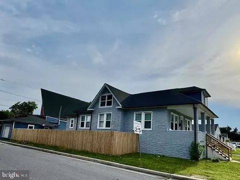 Exterior - 117 Doris Ave, Baltimore, MD 21225 photo 2 of 2