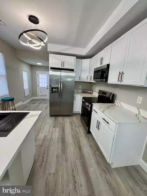 Kitchen - 117 Doris Ave, Baltimore, MD 21225 photo 3 of 3