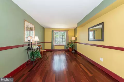 Living - 998 Pebblestone Rd, Pasadena, MD 21122 photo 4 of 4