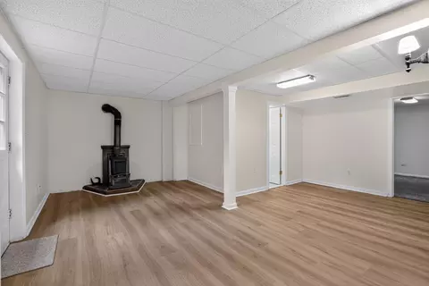 Living - 1045 Skyview Dr, Annapolis, MD 21409 photo 4 of 4