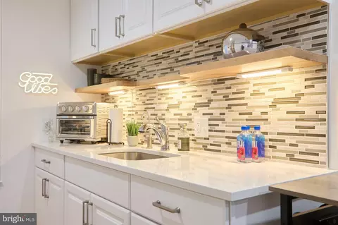 Kitchen - 1602 Locksley Dr, Annapolis, MD 21401 photo 6 of 7