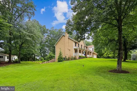 Exterior - 1602 Locksley Dr, Annapolis, MD 21401 photo 2 of 11