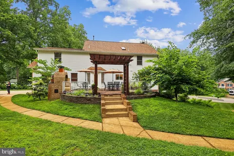 Exterior - 1602 Locksley Dr, Annapolis, MD 21401 photo 5 of 11
