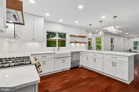 Kitchen - 1602 Locksley Dr, Annapolis, MD 21401 photo 4 of 7