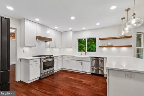 Kitchen - 1602 Locksley Dr, Annapolis, MD 21401 photo 2 of 7