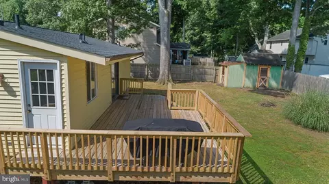 Exterior - 4912 Beech St, Shady Side, MD 20764 photo 4 of 5