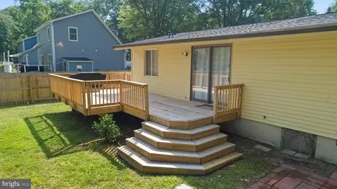 Exterior - 4912 Beech St, Shady Side, MD 20764 photo 2 of 5