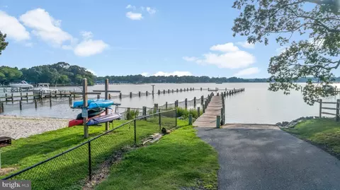 View/Area - 4912 Beech St, Shady Side, MD 20764 photo 4 of 7