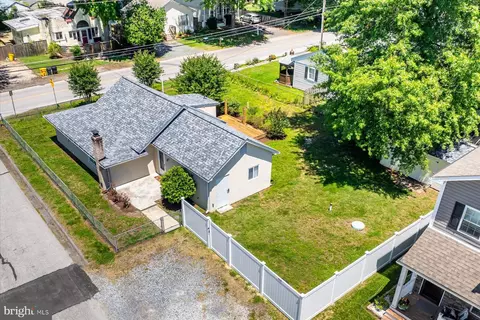 View/Area - 851 Selby Blvd, Edgewater, MD 21037 photo 3 of 10