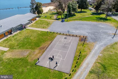 Other - 851 Selby Blvd, Edgewater, MD 21037 photo 11 of 12