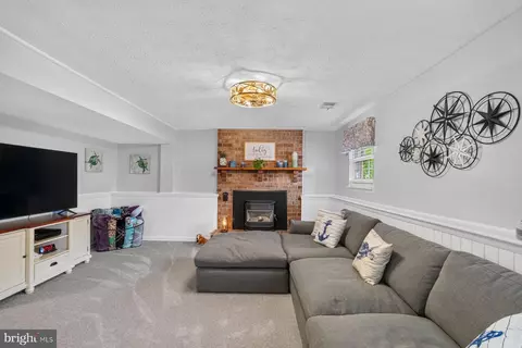 Other - 7915 Kings Bench Pl, Pasadena, MD 21122 photo 6 of 10