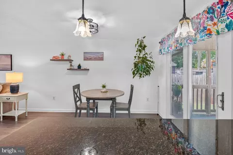 Dining - 7915 Kings Bench Pl, Pasadena, MD 21122 photo 1 of 1