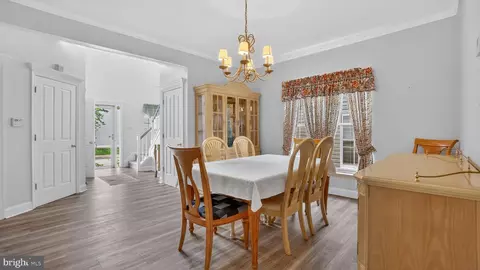 Entry Way - 2441 Kemper Rd, Crofton, MD 21114 photo 4 of 16