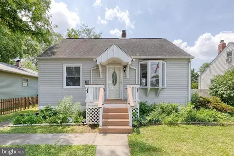 113 W Hilltop Rd, Baltimore, MD 21225
