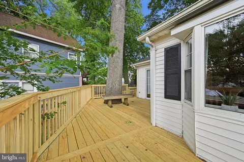 Exterior - 1815 Glenarm Rd, Edgewater, MD 21037 photo 11 of 16