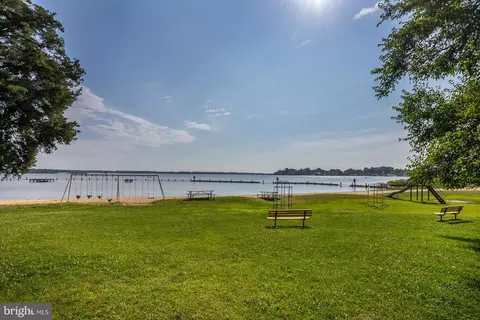 View/Area - 3680 1st Ave, Edgewater, MD 21037 photo 1 of 5